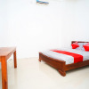 Отель OYO Flagship 1034 Pondok Mulia Guest House Syariah, фото 4