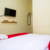 Отель RedDoorz near Tirtonadi Park Solo, фото 4