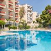 Отель Oasis Hotel Apartments в Глайфаде