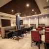 Отель Holiday Inn Express And Suites Boston South - Randolph, an IHG Hotel, фото 9