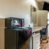 Отель Econo Lodge Inn & Suites Evansville, фото 16