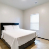 Отель Single-story Apt, 3 Mi to Fort Bliss!, фото 6