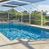 Отель Su Casa - XXL Pool Area Pool Spa 3 Bedroom 2 Bath, фото 15