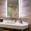 Отель Marriott Auburn Hills Pontiac at Centerpoint, фото 8