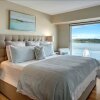 Отель Newmark Elliott Bayview Luxury Suite - Two Bedroom Apartment with Balc, фото 6
