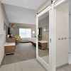 Отель Hampton Inn By Hilton Cornwall, фото 8