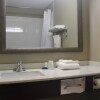 Отель Meridian Inn & Suites Lloydminster, фото 8