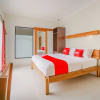 Отель OYO 90319 Angler Guest House Malang, фото 10