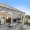 Отель Huka Heights - Taupo Holiday Home, фото 1