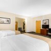 Отель Gateway Hotel & Suites, Ascend Hotel Collection, фото 15