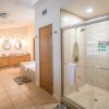 Отель Water's Edge Retreat 4 Bedrooms 2.5 Bathrooms Home, фото 4