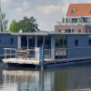 Отель Luxury Houseboat in Volendam Marina, фото 1