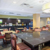 Отель La Quinta Inn & Suites St. Louis Airport - Riverport, фото 27