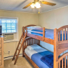 Отель Sunny Oak Island Retreat - 3 Blocks to Beach!, фото 13