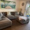 Отель Beautiful Bright & Sparkling 2Bed 1Bath Beach Retreat - Unit 212, фото 4