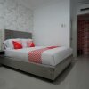 Отель OYO 487 Gajah Mada Hotel, фото 4