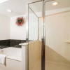 Отель Crescent Shores, Two-Bedroom Apartment with Sea View, фото 12