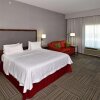 Отель Hampton Inn & Suites Fredericksburg, фото 4