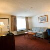 Отель Stanton Inn & Suites, фото 2