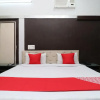 Отель OYO Flagship 70228 Hotel Green Tower, фото 12