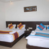 Отель OYO 5987 Seven Seas Inn, фото 5