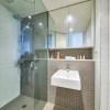 Отель Convenient & Modern 1 Bed Apartment Docklands, фото 11