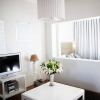 Отель Chic White Studio Apartment, фото 8