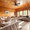 Отель Cades Cove by AvantStay Treetop Haven in Smokey Mountains w Hot Tub Game Room Home Theatre, фото 26