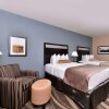 Отель Best Western Plus Lake Jackson Inn & Suites, фото 35