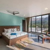Отель Saffronstays Mountain Aer, Karjat, фото 5