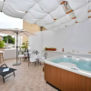 Отель Old Town Jacuzzi Suite, фото 15