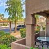 Отель Scottsdale Home: Pool Access, 1 Mi to Westworld, фото 11