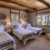 Отель Inclining View by Lake Tahoe Accommodations, фото 19