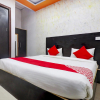 Отель OYO 76841 Hotel Happy Stay, фото 1