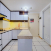 Отель Warm And Nice 2Br Apartment At M-Town Residence, фото 2