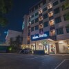 Отель RedDoorz Premium near Paris Van Java Mall, фото 1
