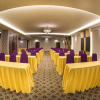 Отель Capital O 91074 Grand World Hotel, фото 23