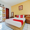 Отель OYO 90293 Guest House Cigadung 9a, фото 3