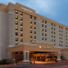 Отель DoubleTree by Hilton Downtown Wilmington - Legal District, фото 1