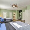 Отель Modern Clearwater Home w/ Deck: 9 Mi to Beach, фото 2