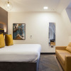 Отель Roomzzz Manchester Victoria, фото 5