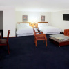 Отель Windsor House Inn By Geh Suites, фото 10