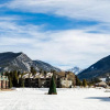 Отель Incredible Lake Views, On Lake & Recpath, Skiing Nearby, Balcony by Summit County Mountain Retreats, фото 1