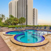 Отель Bayfront Gem With Balcony and Pool, фото 15