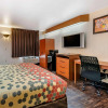 Отель Econo Lodge North Academy, фото 27