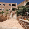 Отель Samonas Traditional Villas Red Villa Fliskouni - 90m Maisonette, фото 14