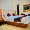 Отель OYO Home 84603 Trinetra Guest House, фото 3