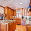 Отель Centennial 2 Bedroom Condo Unit no. 23, фото 11
