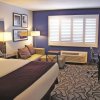 Отель La Quinta Inn & Suites by Wyndham San Jose Airport, фото 20