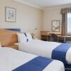 Отель Holiday Inn Express London Gatwick - Crawley, an IHG Hotel в Кроули 